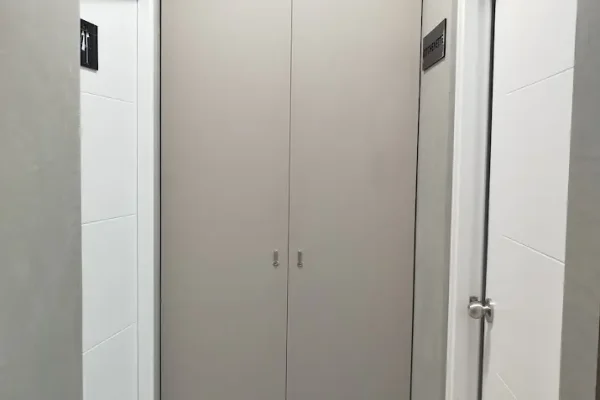 CLOSET 03
